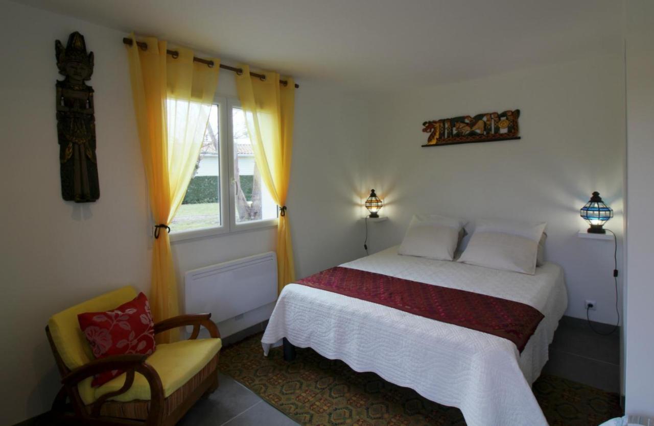 Bed and Breakfast Les Rouges Gorges Lugos Экстерьер фото