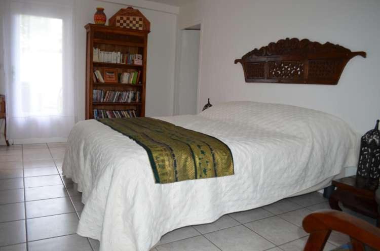 Bed and Breakfast Les Rouges Gorges Lugos Экстерьер фото