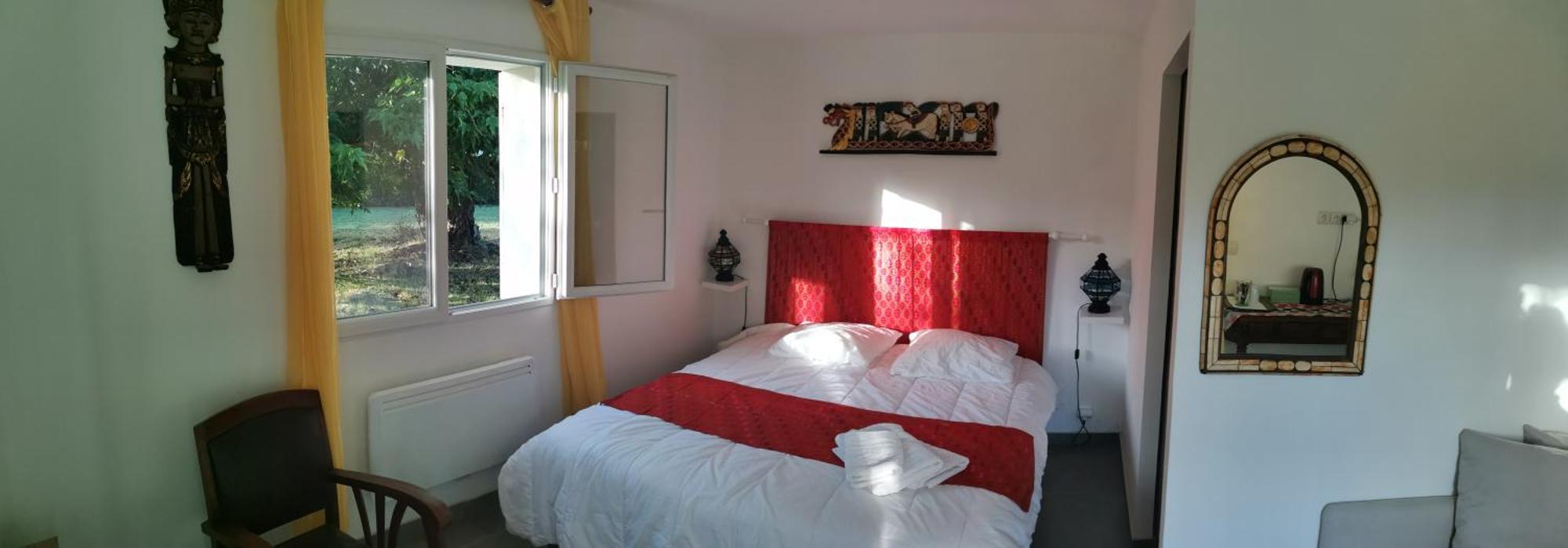 Bed and Breakfast Les Rouges Gorges Lugos Экстерьер фото