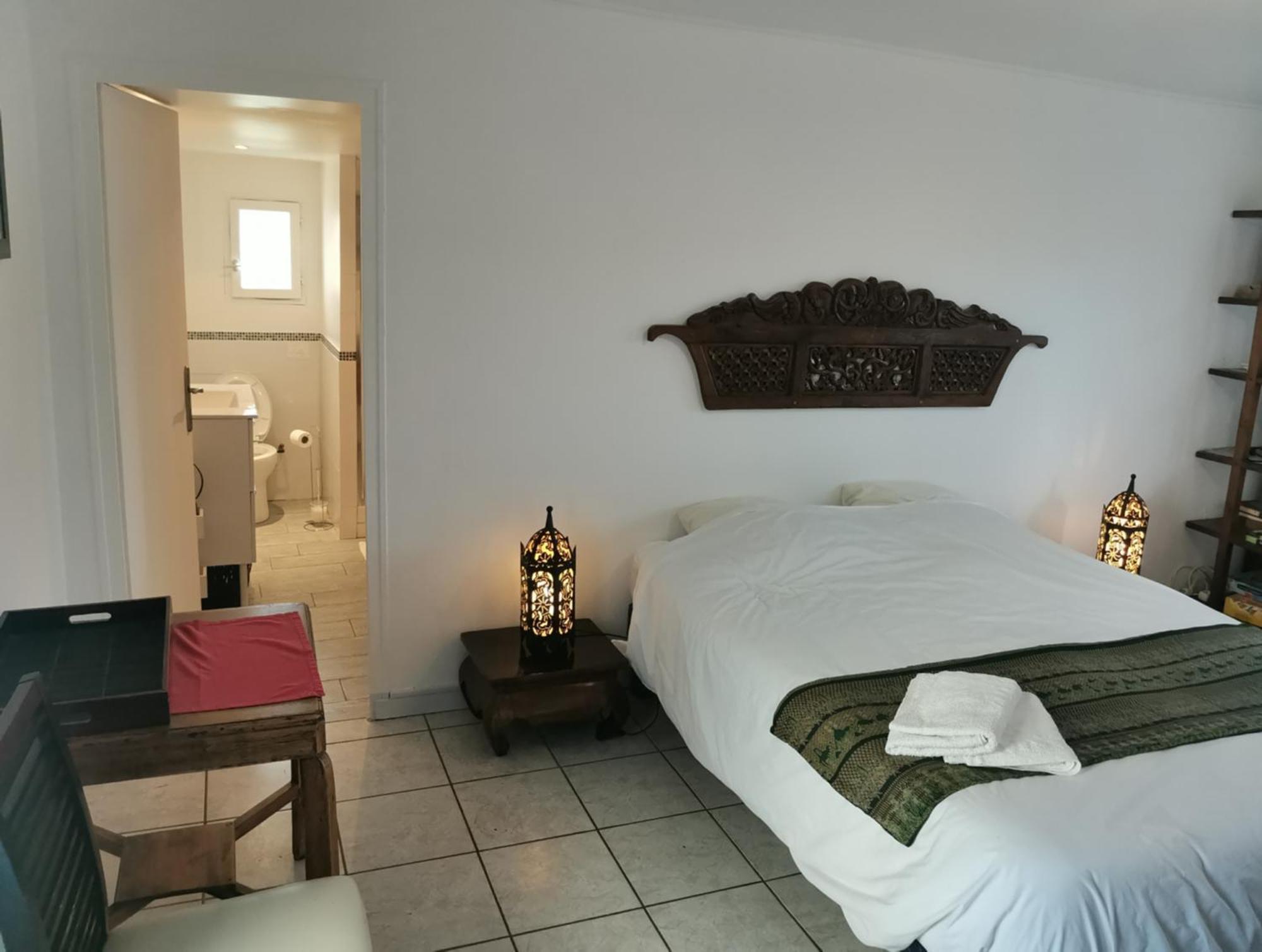 Bed and Breakfast Les Rouges Gorges Lugos Экстерьер фото