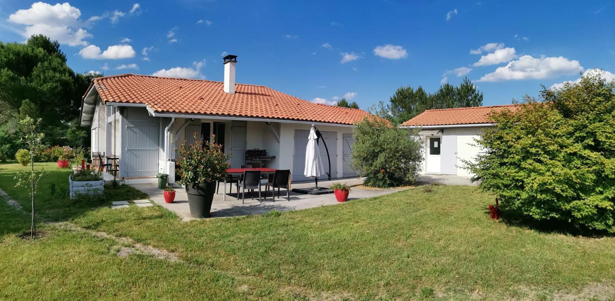 Bed and Breakfast Les Rouges Gorges Lugos Экстерьер фото